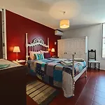 Дом отдыха Casa Na - Com Piscina Эшмориш